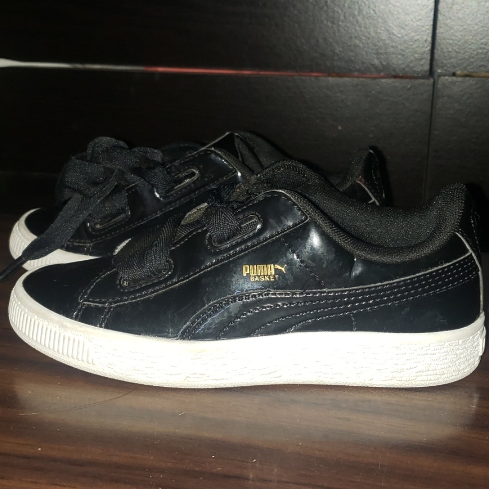 Girls Puma Sneakers